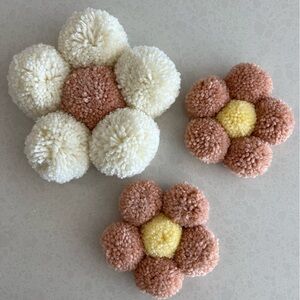 Flower Pom Pom Decor